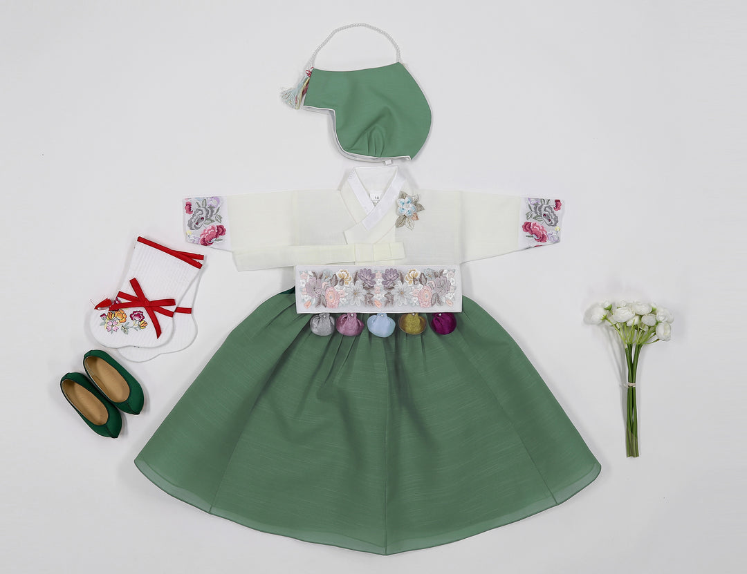 Korean Traditioanl Baby Girl Hanbok Clothing 100th Birth 1 Age Dol Party Celebration Ivory Khaki