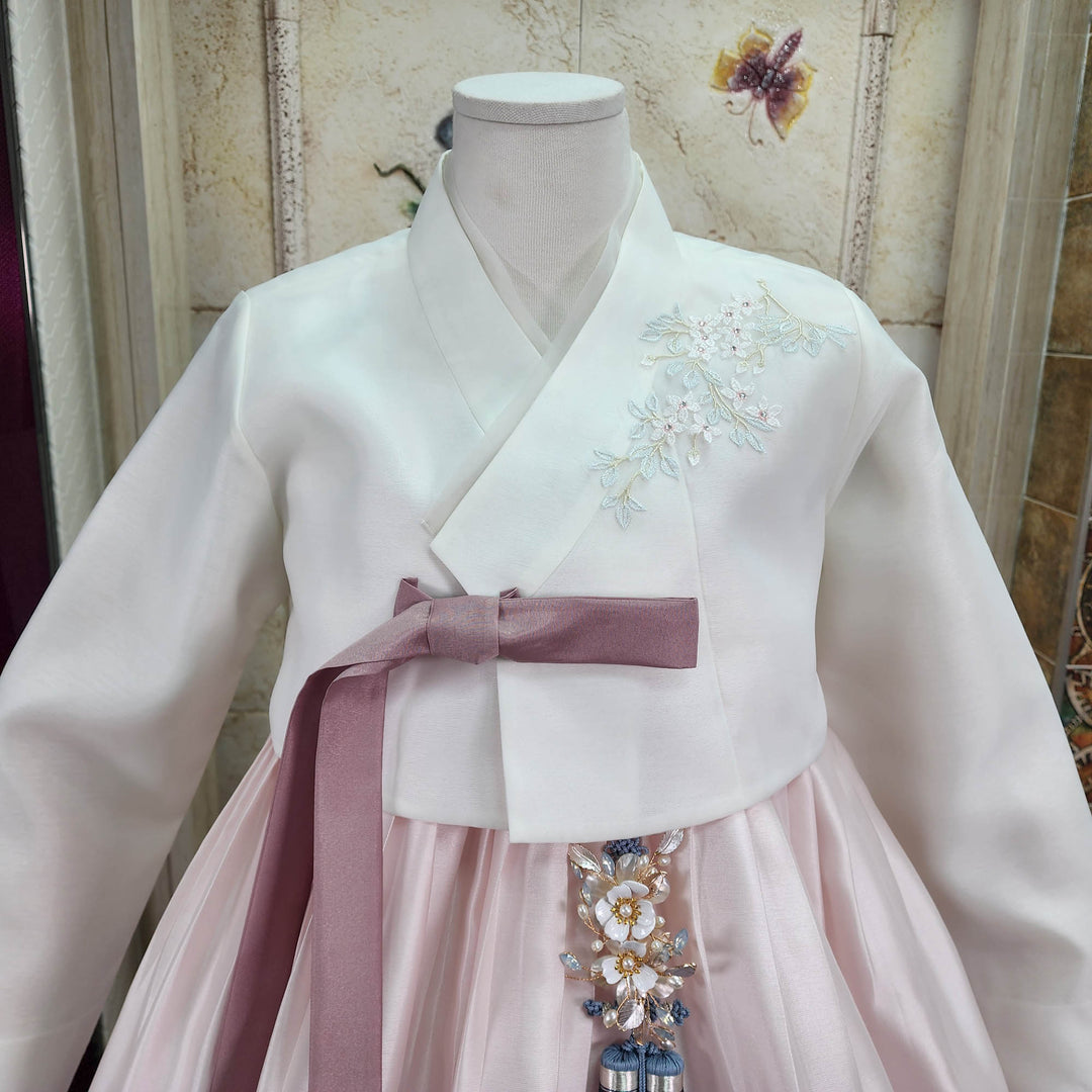 Korean Traditional Woman Personal Custom Hanbok Wedding Party Ceremony Ivory Embroidery Light Pink Skirt Mom Grandmom Hanbok 148