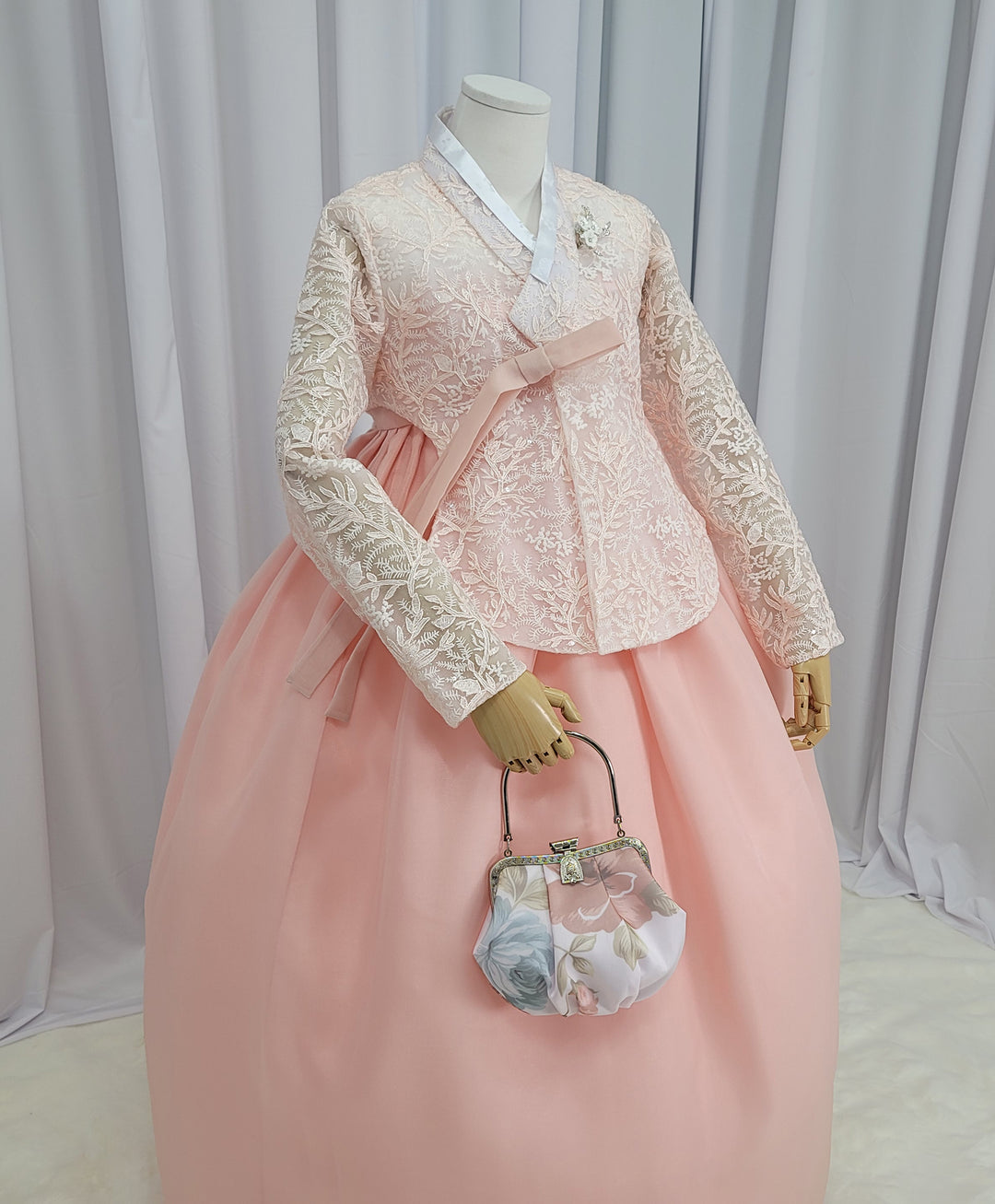 Korean Traditional Fancy Woman Personal Custom Hanbok Wedding Party Ceremony Mom Daughter Couple Look Pink Peach Lace Hanbok OSF136