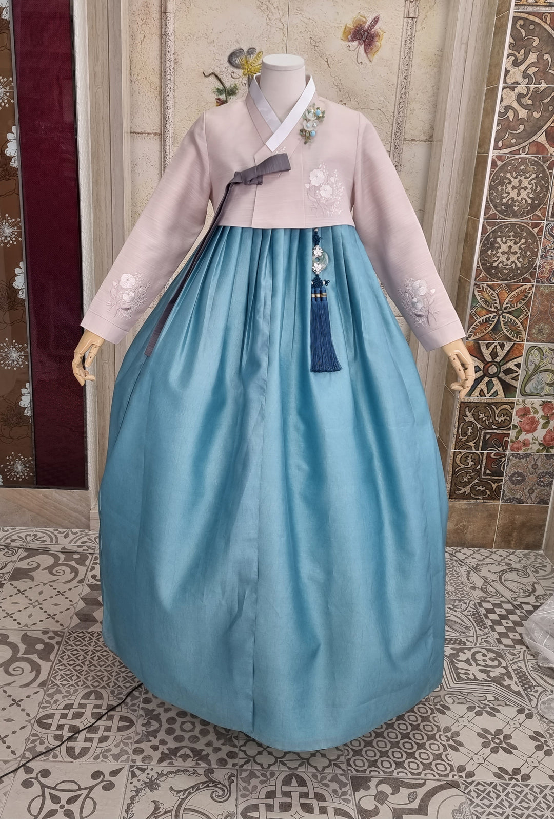 Korean Traditional Woman Personal Custom Hanbok Wedding Party Ceremony Lovely Pink Embroidery Blue Hanbok Skirt Mom Grandmom Hanbok OSW137