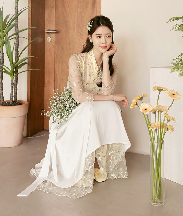 Korean Modern Hanbok Cream Lace Dress Wrapped Skirt Fancy Casual Daily Clothing Fusion Hanbok Party CHD317