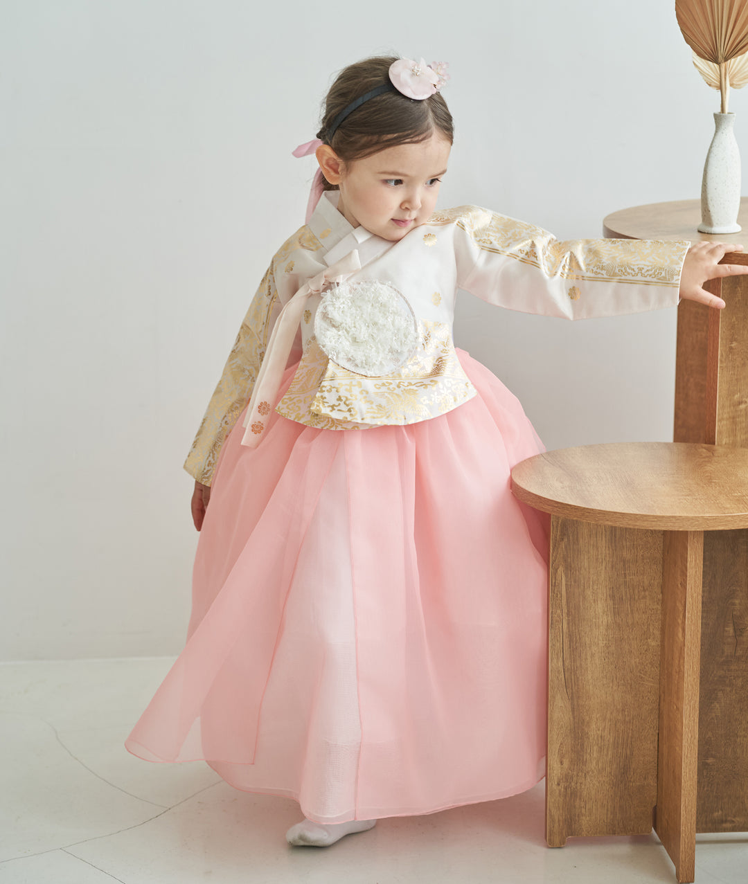 Hanbok Dress Girl Baby Korea Traditional Clothing Set First Birthday Celebration Party Celebration 1–8 Years Ivory Pink Fancy Gold Print OS106