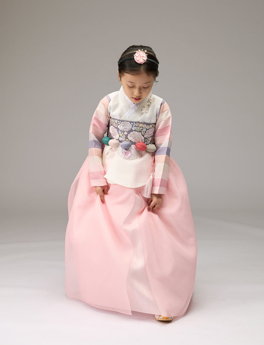 Hanbok Girl Baby Korea Traditional Clothing Set First Birthday Celebration Party Celebration 1–8 years 100th days Light Peach 색동 DGH112