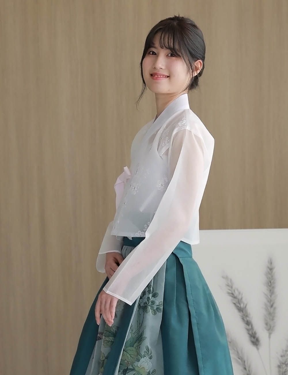 Korean Modern Daily Hanbok Casual Modernized Party Celebration Dress Top Jeogori Skirt Black Embroidery Traditional Painting SSN007