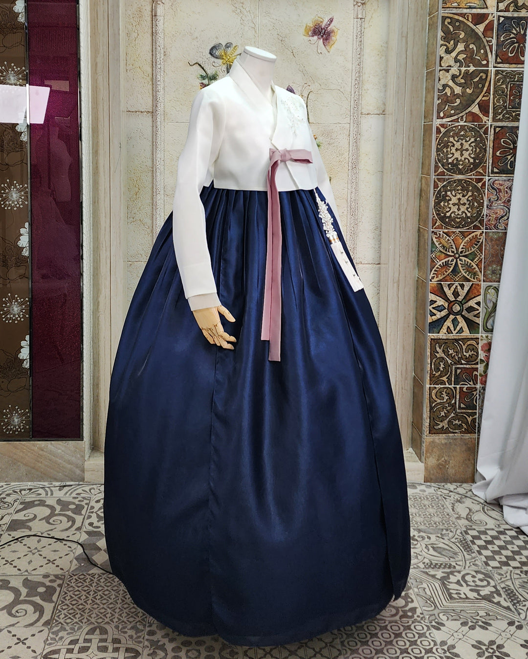 Korean Traditional Woman Personal Custom Hanbok Wedding Party Ceremony Ivory Navy Hanbok OSW007