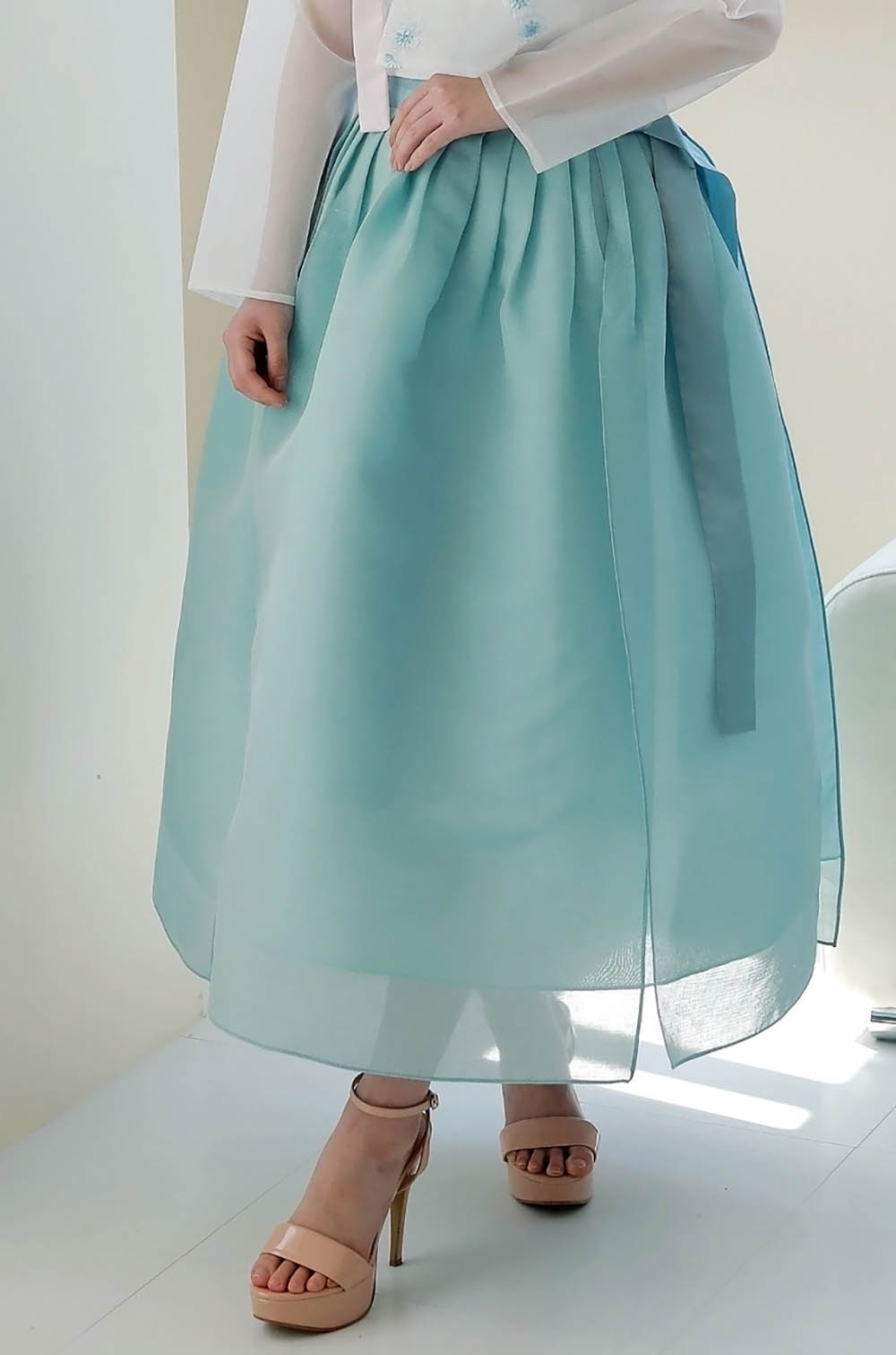 Korean Modern Daily Hanbok Casual Modernized Party Celebration Dress Top Jeogori Skirt White Emerald SSN009